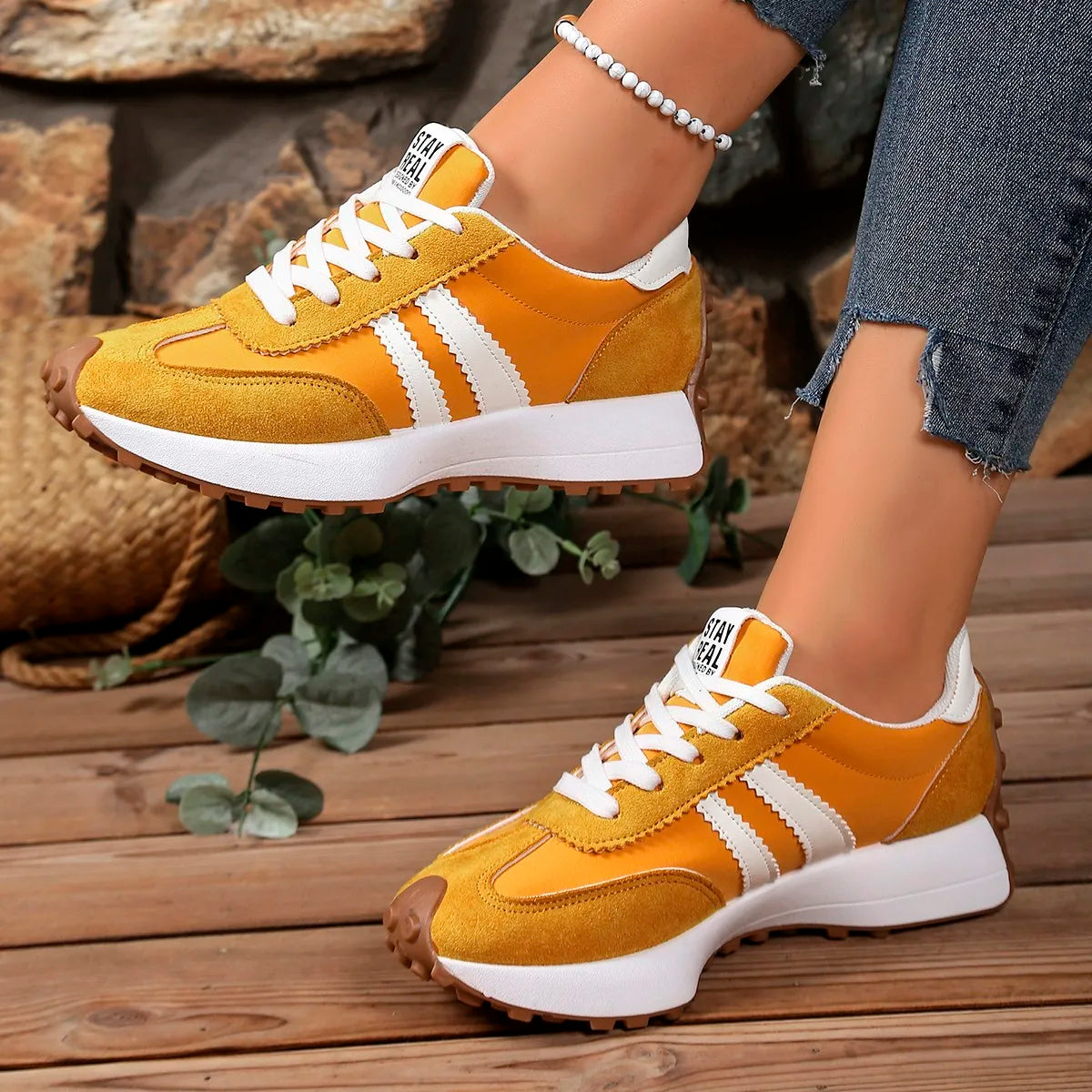 Zapatillas Stay-Real | estilo retro que combina con todo